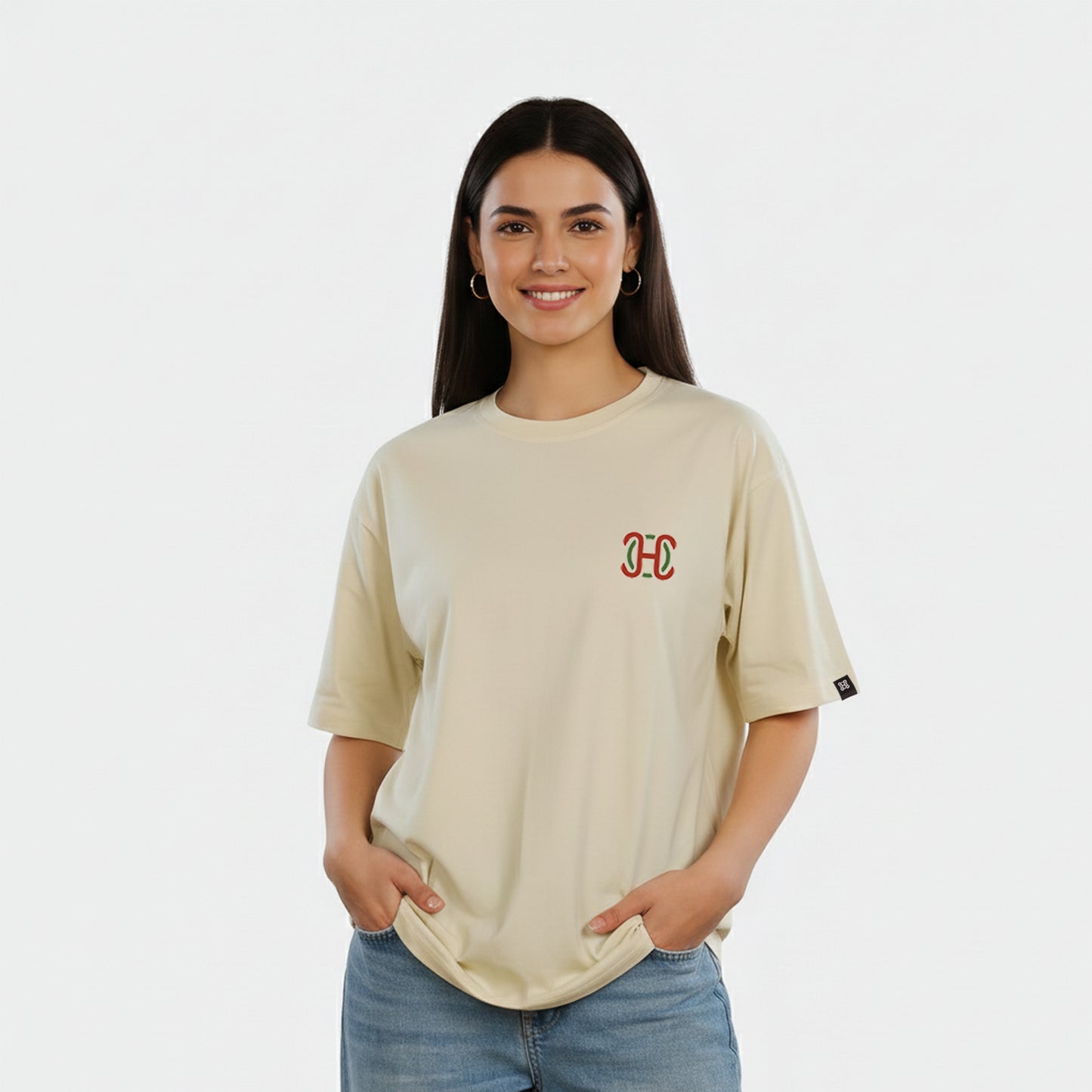 Bold location pin for Women