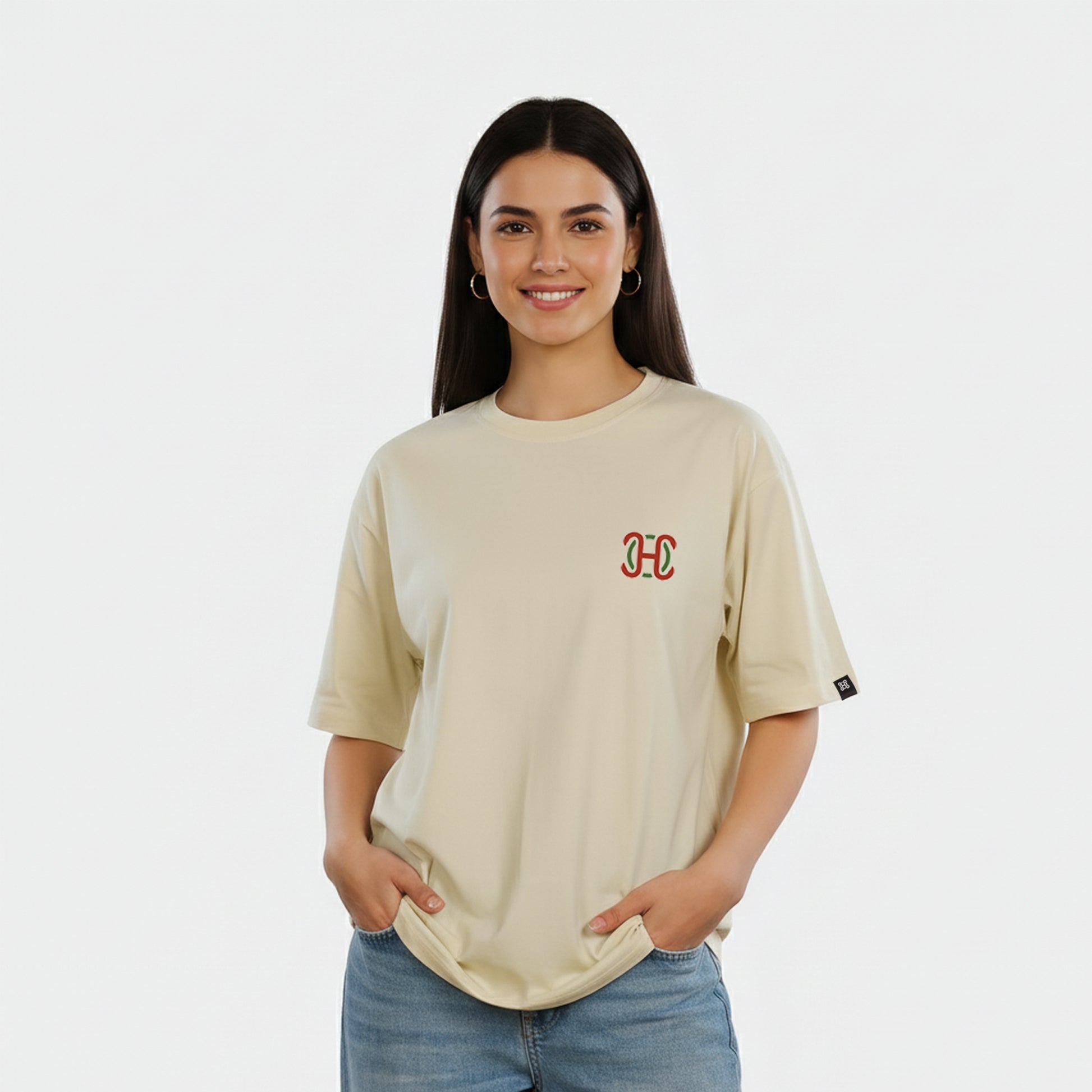 Bold location pin for Women