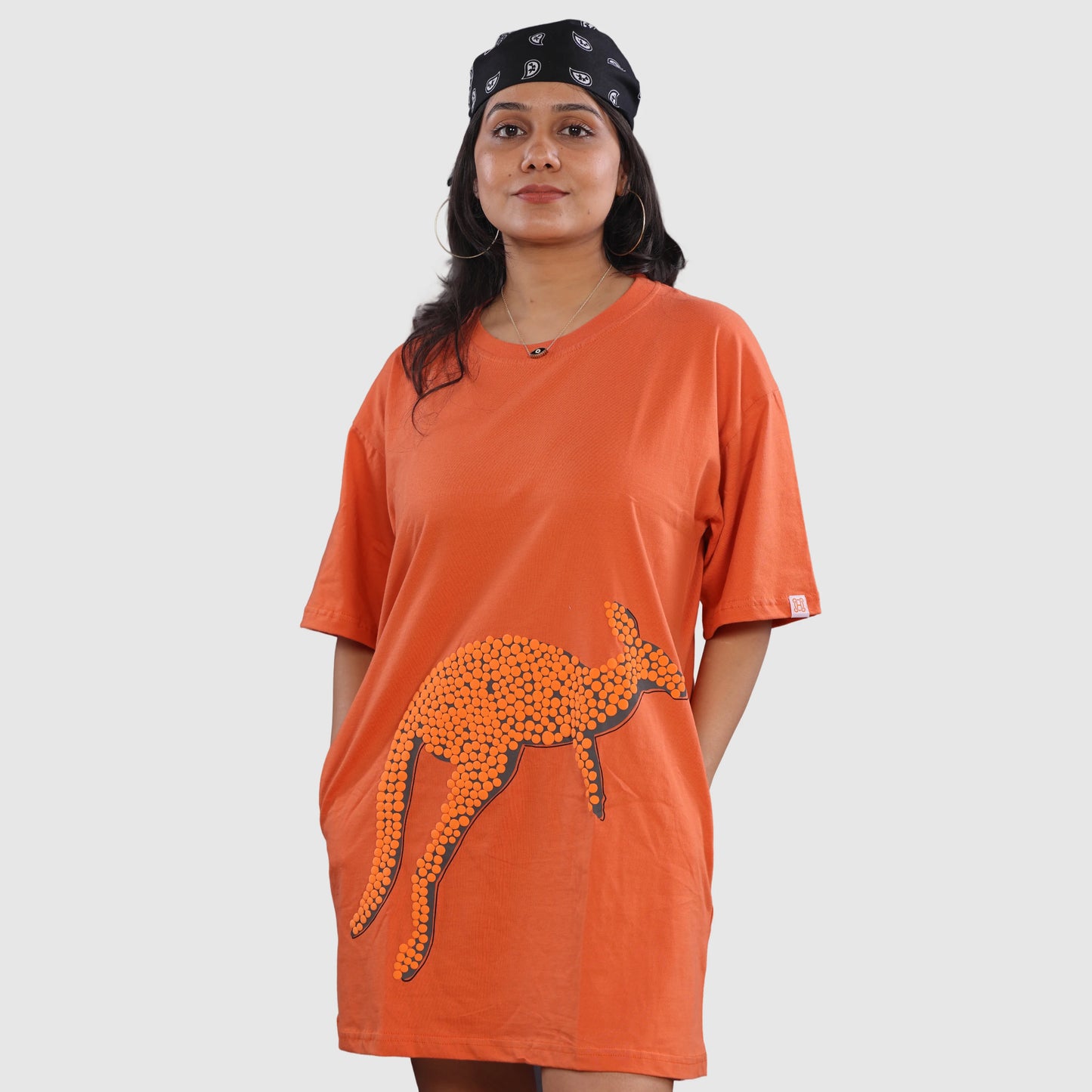 Oversized kangaroo tshirt dress front
